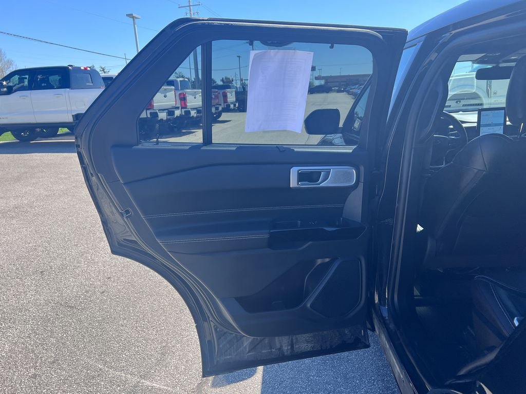 Used 2021 Ford Explorer ST w/ Equipment Group 401A AWD/4WD image 14