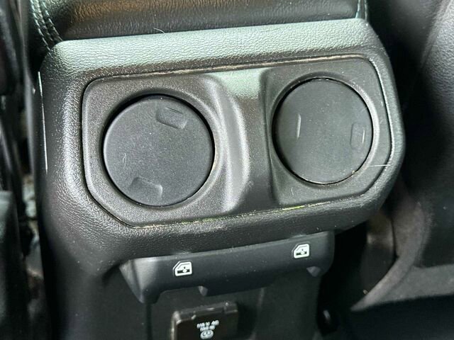 Used 2022 Jeep Wrangler Unlimited Rubicon 4xe w/ Steel Bumper Group image 15