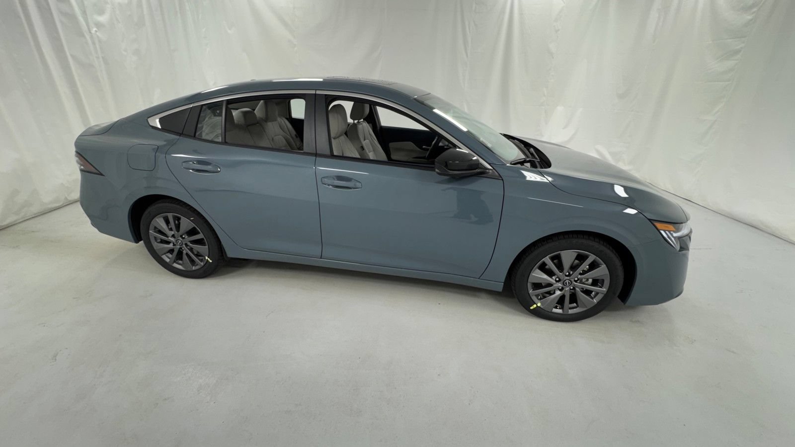 New 2026 Nissan Sentra SL w/ Floor Mat Package FWD image 2