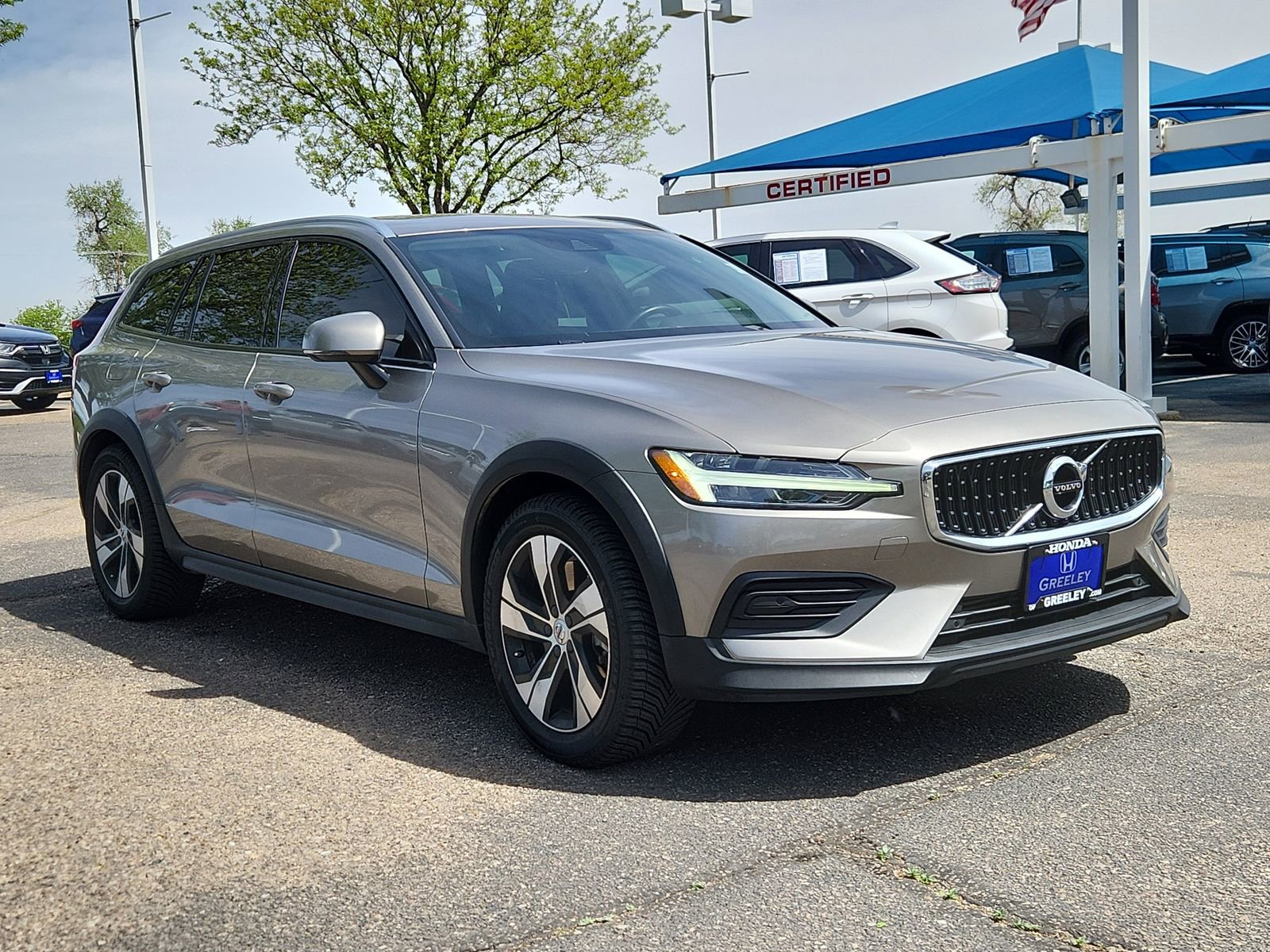 Used 2020 Volvo V60 T5 Cross Country w/ Protection Package Premier AWD/4WD image 7
