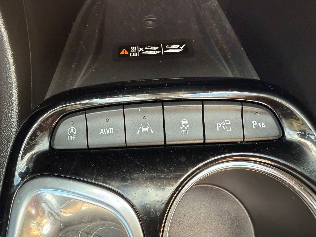 Used 2020 Buick Encore GX Essence w/ Experience Buick Package image 28