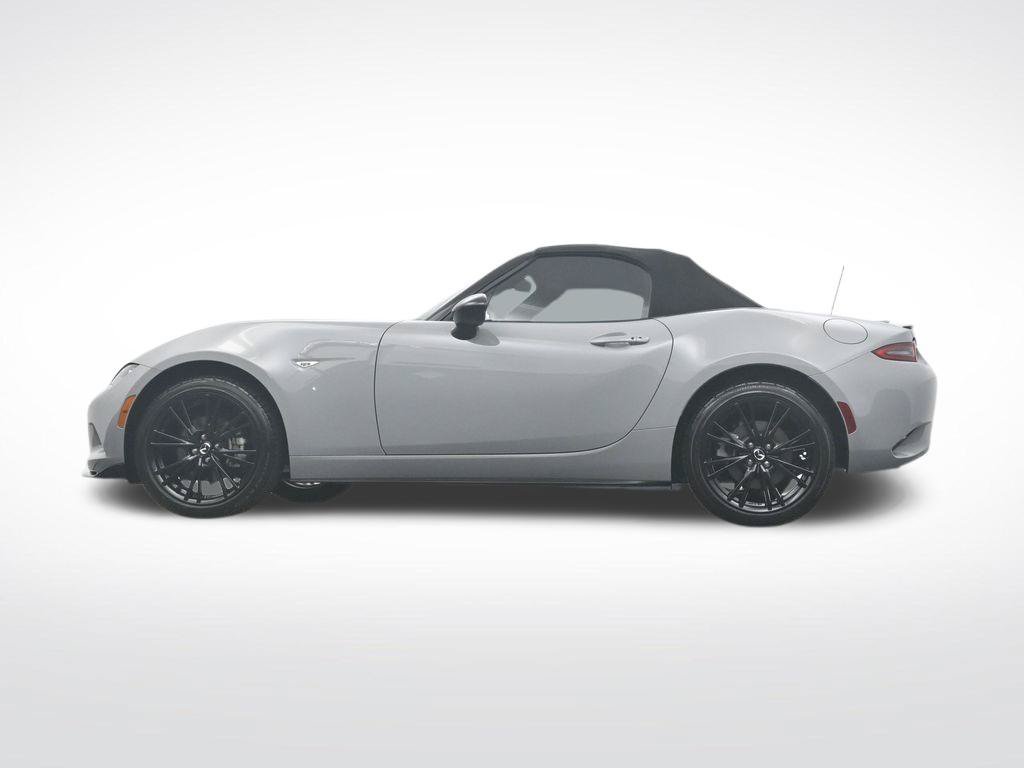 Used 2025 MAZDA MX-5 Miata Club RWD image 35