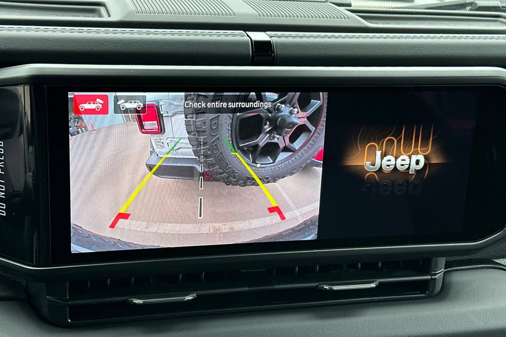 New 2026 Jeep Wrangler Unlimited Rubicon w/ Technology Group AWD/4WD image 20