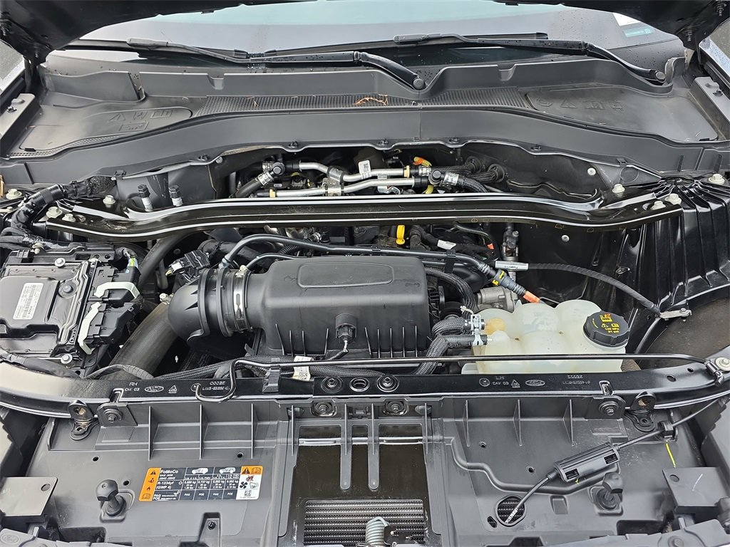 Used 2022 Ford Explorer Limited image 36