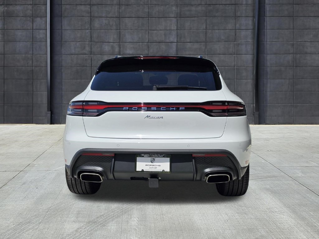 New 2026 Porsche Macan AWD/4WD image 10