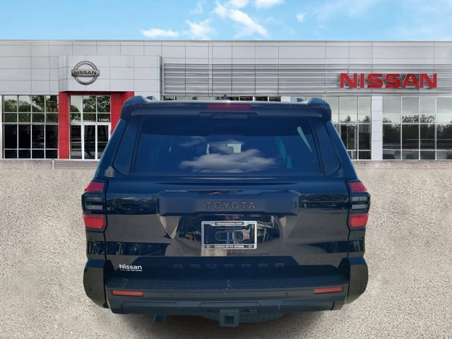 Used 2025 Toyota 4Runner TRD Off-Road Premium image 5