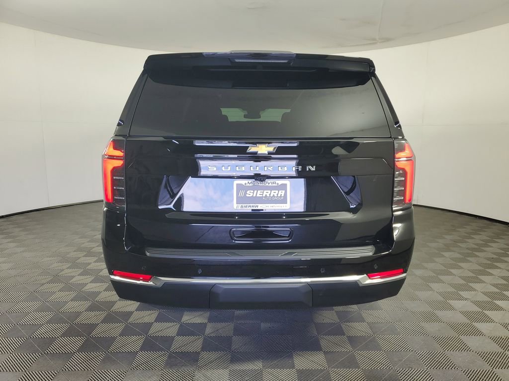 New 2026 Chevrolet Suburban LS RWD image 5
