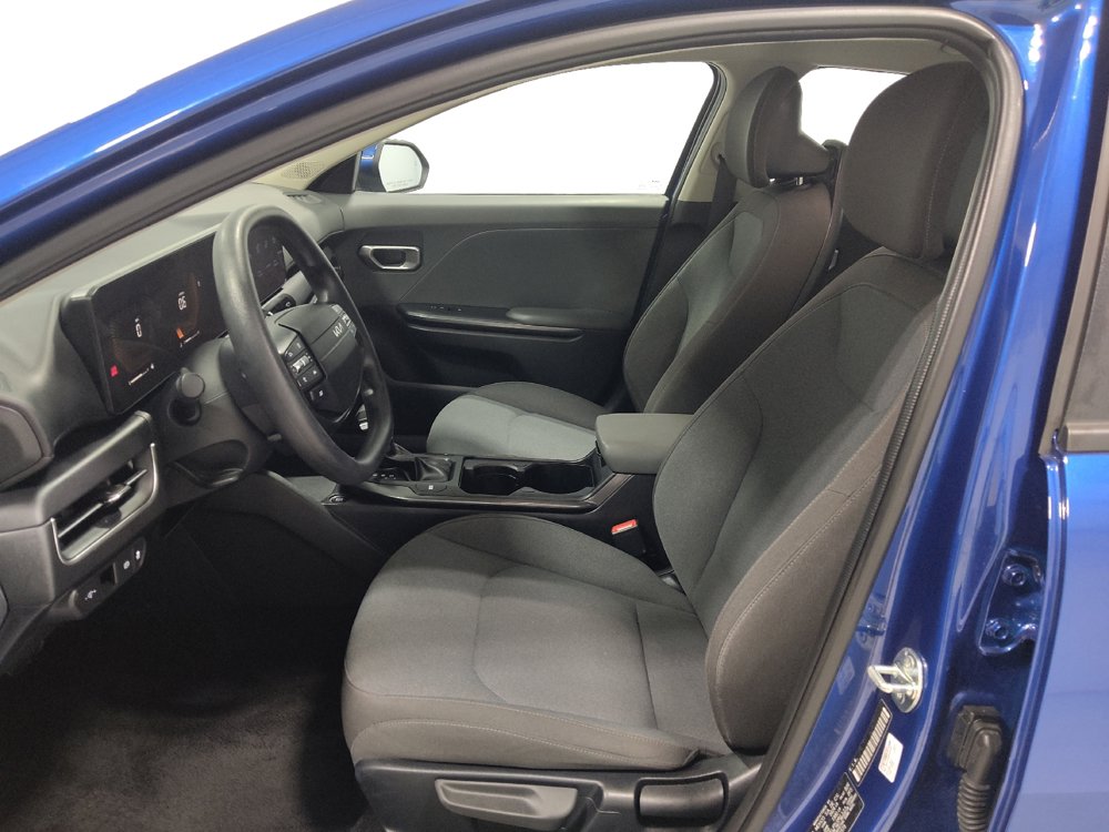 Used 2025 Kia K4 FWD image 17
