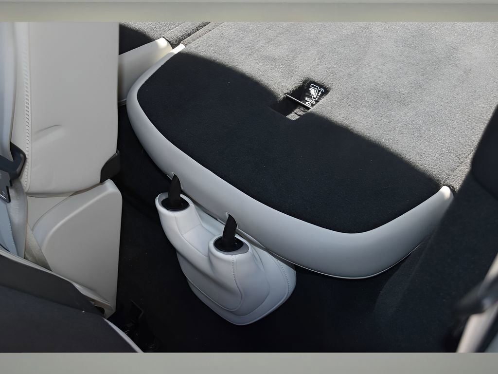 Used 2025 Volvo EX90 Ultra image 17