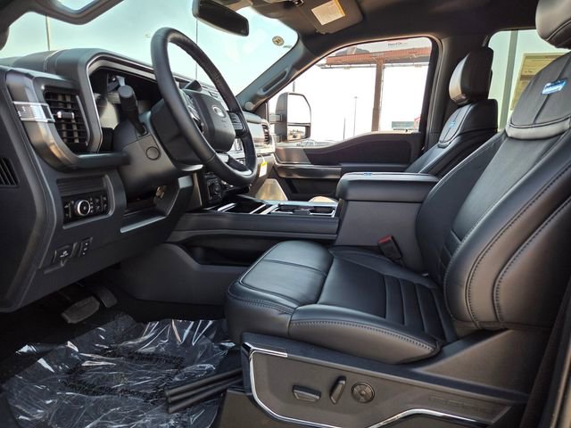 New 2026 Ford F350 Platinum w/ FX4 Off-Road Package image 4