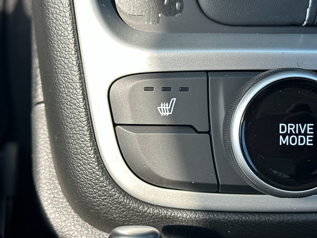 New 2026 Hyundai Venue SEL FWD image 23