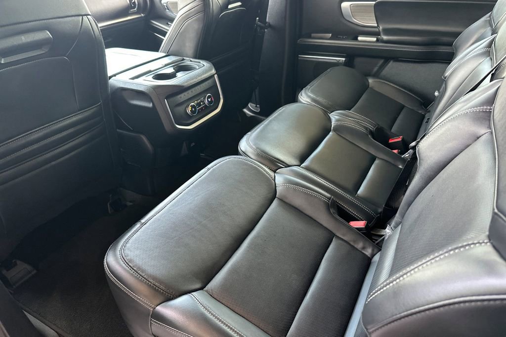 Certified 2025 Ford Expedition Max Platinum AWD/4WD image 14