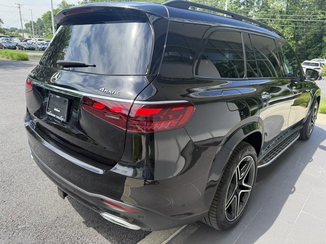 Used 2025 Mercedes-Benz GLS 450 4MATIC image 7