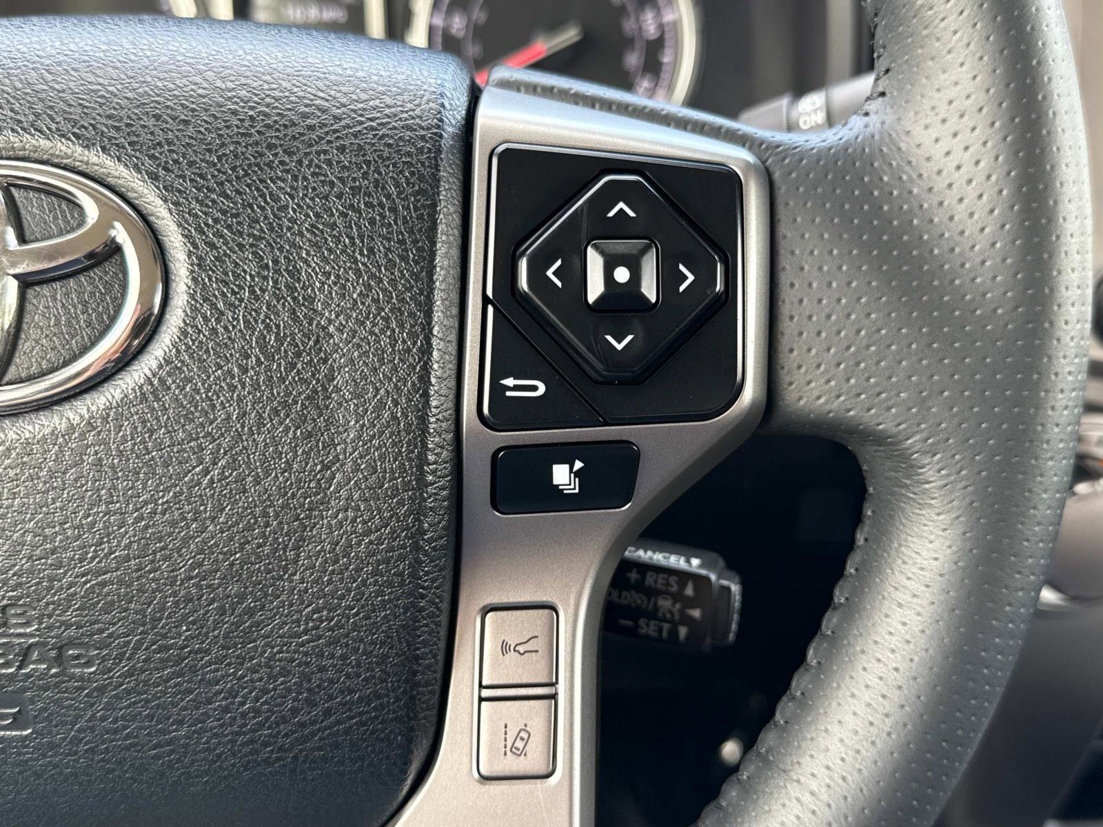 Used 2022 Toyota 4Runner TRD Sport image 8