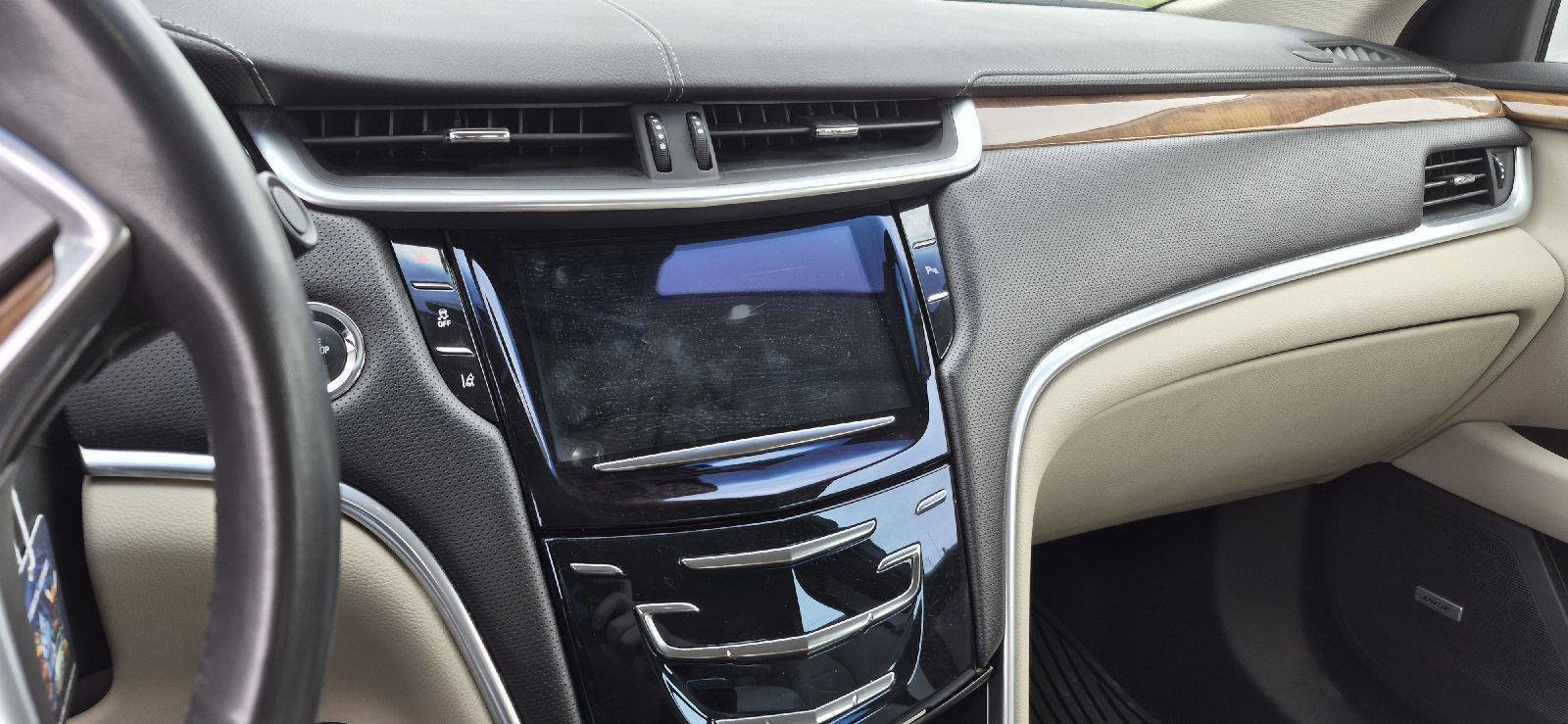 Used 2019 Cadillac XTS Luxury w/ Driver Awareness Package AWD/4WD image 9