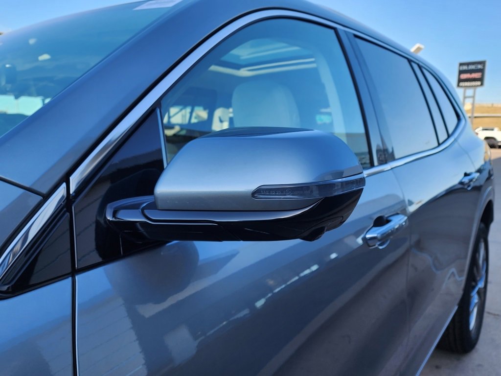 New 2026 Buick Enclave Avenir w/ Super Cruise Package image 12