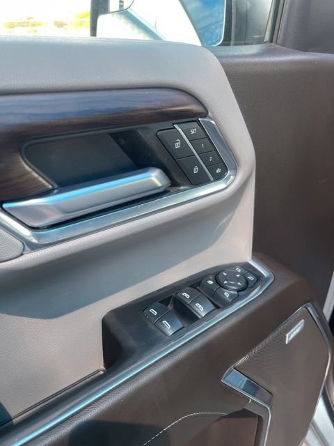 Used 2023 GMC Sierra 1500 SLT image 12