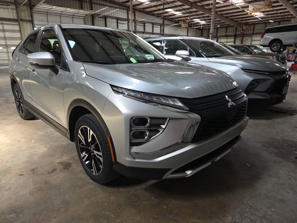 Used 2025 Mitsubishi Eclipse Cross SE image 6