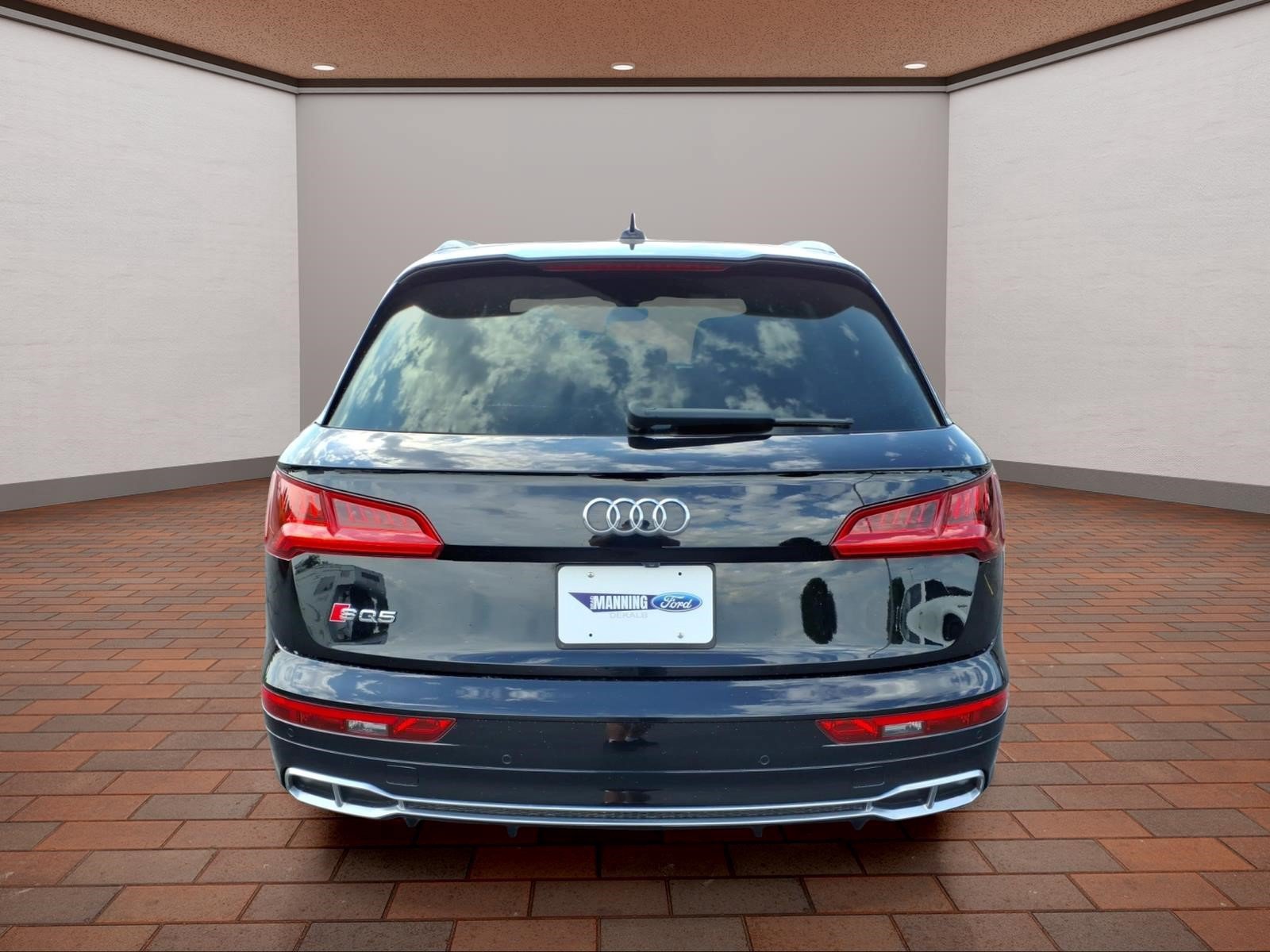 Used 2018 Audi SQ5 Premium Plus w/ S Sport Package AWD/4WD image 7