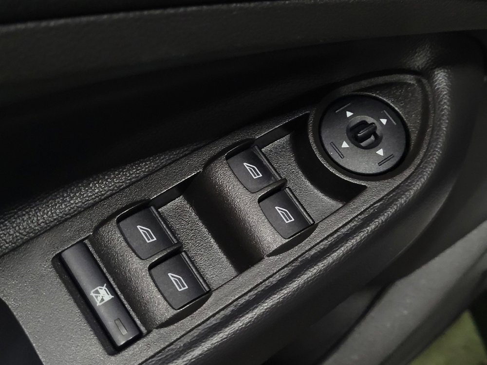 Used 2017 Ford Escape SE w/ SE Cold Weather Package image 27