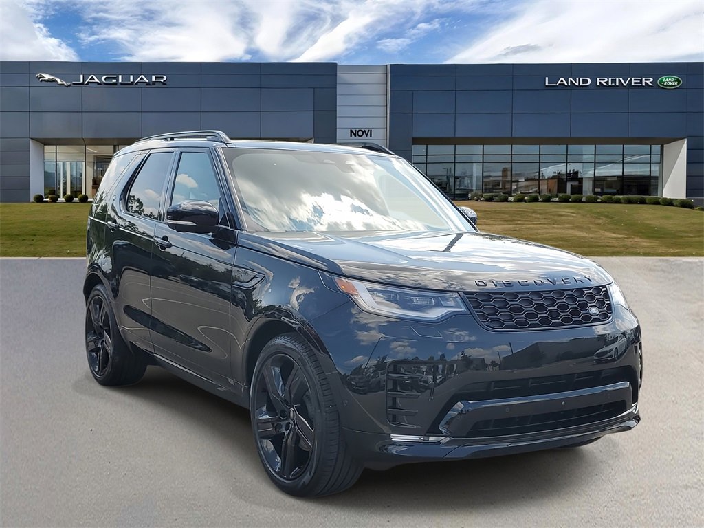 New 2025 Land Rover Discovery Dynamic SE image 4