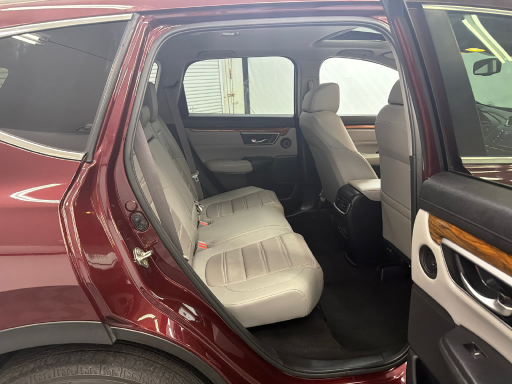 Used 2019 Honda CR-V Touring image 17