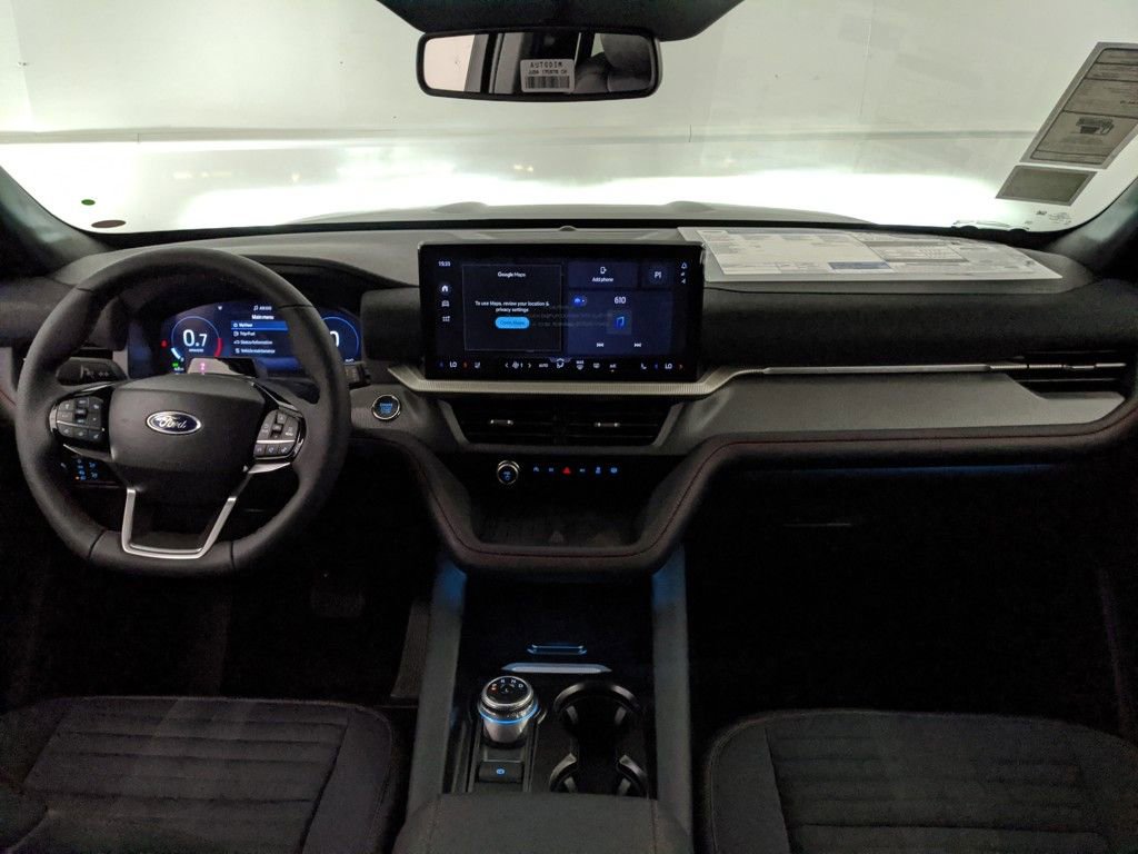 New 2025 Ford Explorer ST-Line w/ Premium Package image 13