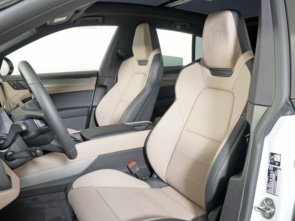 New 2026 Porsche Cayenne Electric AWD/4WD image 5