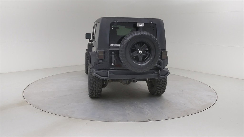 Used 2014 Jeep Wrangler Unlimited Rubicon w/ Connectivity Group image 15