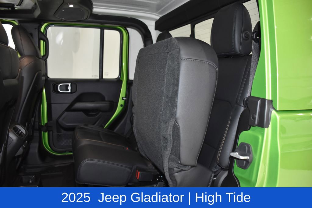 Used 2025 Jeep Gladiator Sport image 25