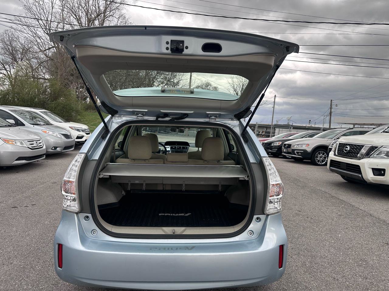 Used 2014 Toyota Prius V Two image 38