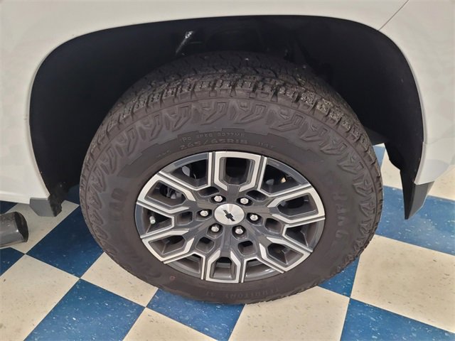 Used 2024 Chevrolet Colorado Z71 w/ Z71 Convenience Package 2 image 9