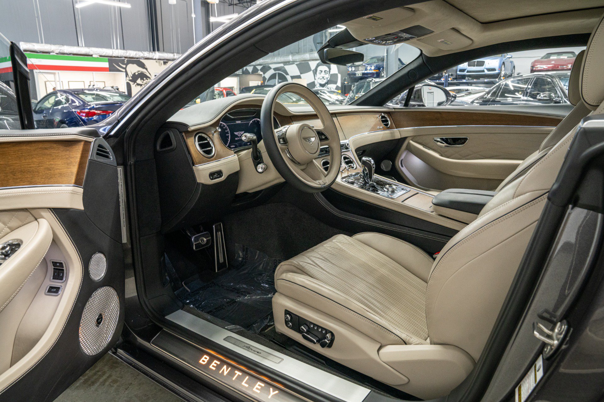 Used 2024 Bentley Continental GT V8 AWD/4WD image 32