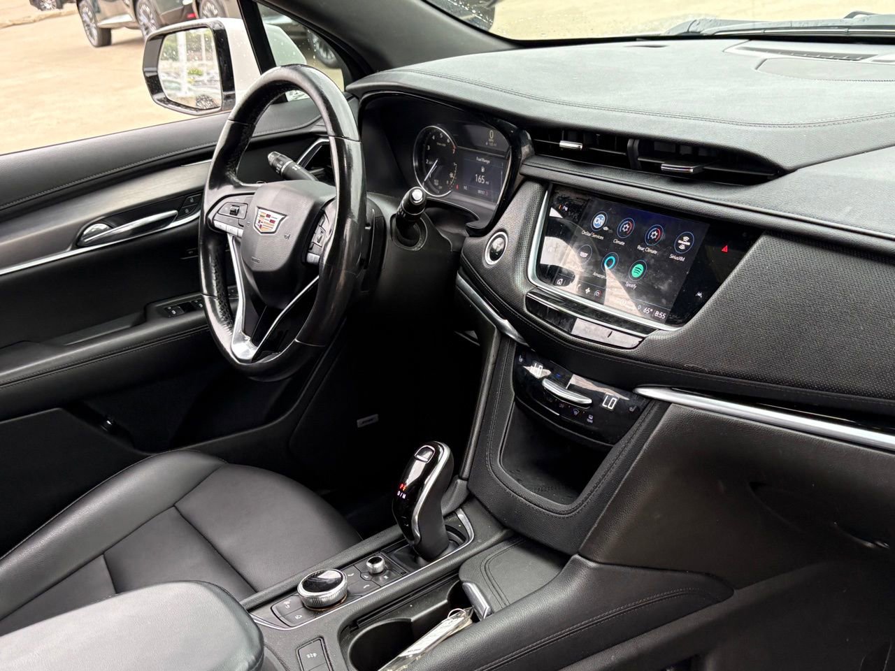 Used 2021 Cadillac XT6 Luxury image 38