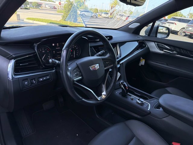 Used 2024 Cadillac XT6 Premium Luxury w/ Technology Package image 16