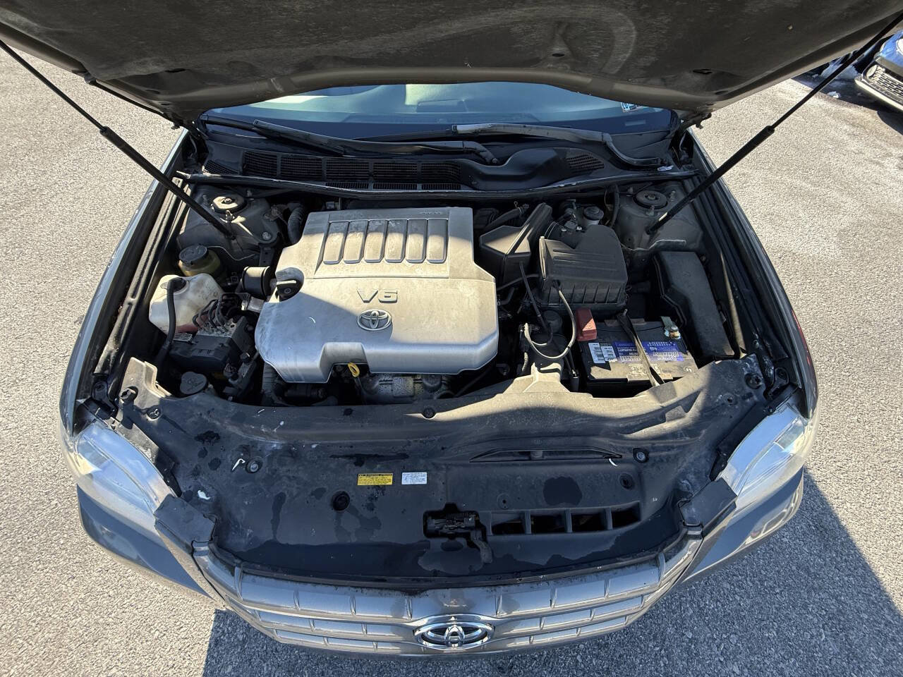 Used 2005 Toyota Avalon XLS image 25