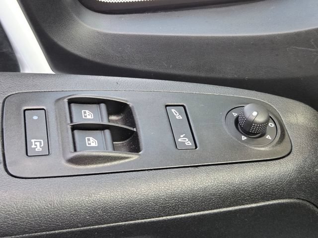 Used 2025 RAM ProMaster 2500 w/ Convenience Group FWD image 14