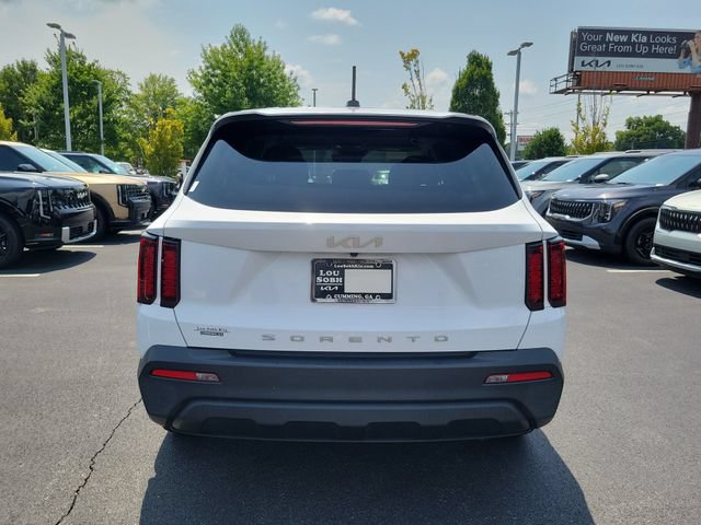 Used 2022 Kia Sorento LX FWD image 5