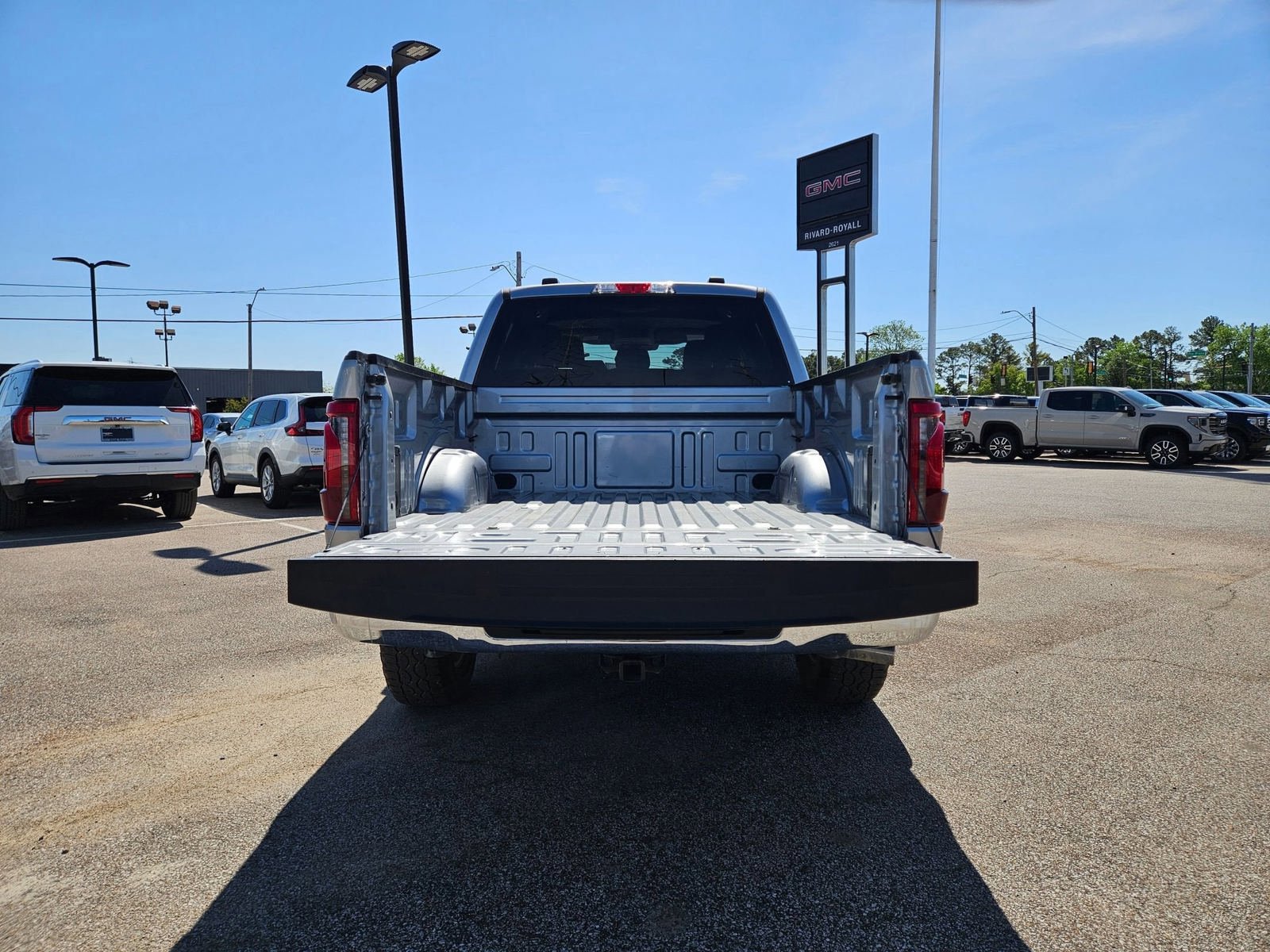 Used 2025 Ford F150 XLT w/ Equipment Group 301A Standard AWD/4WD image 4