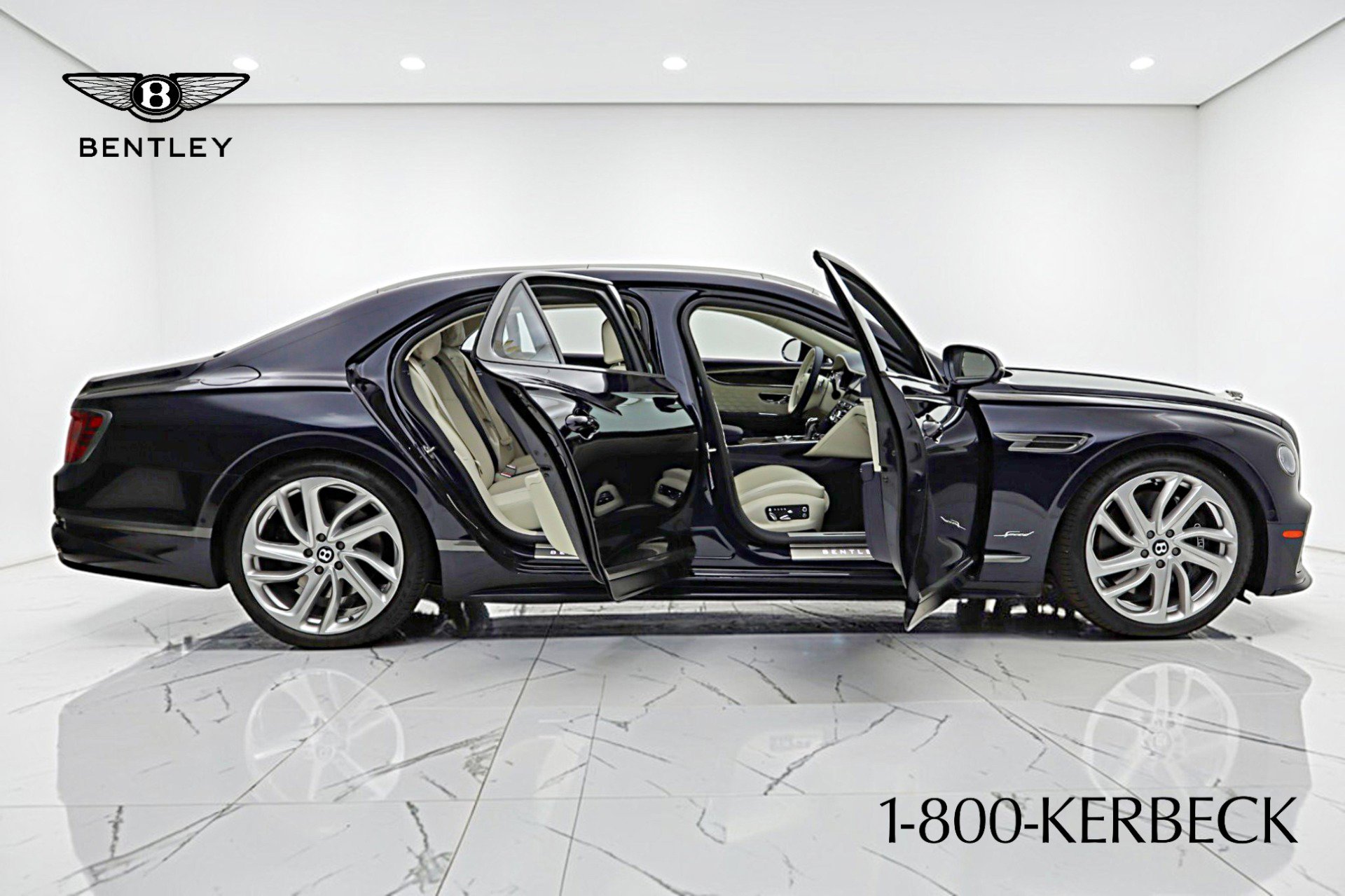 Used 2025 Bentley Flying Spur Plug-In Hybrid image 16