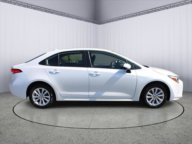 Certified 2024 Toyota Corolla LE w/ LE Convenience Package image 9