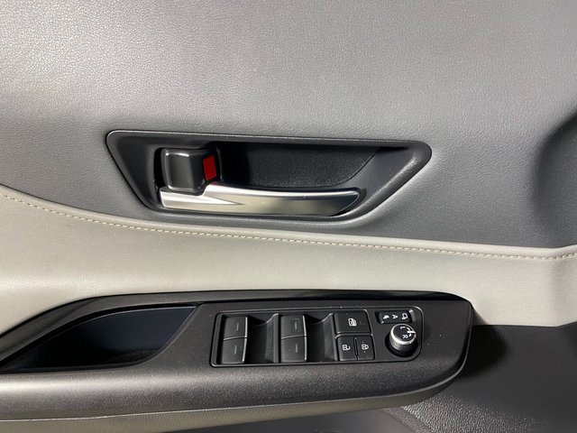 Certified 2023 Toyota Venza LE image 21