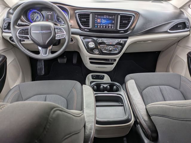 Certified 2018 Chrysler Pacifica Touring Plus image 22