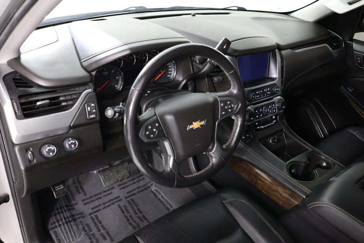 Used 2019 Chevrolet Suburban LT AWD/4WD image 21