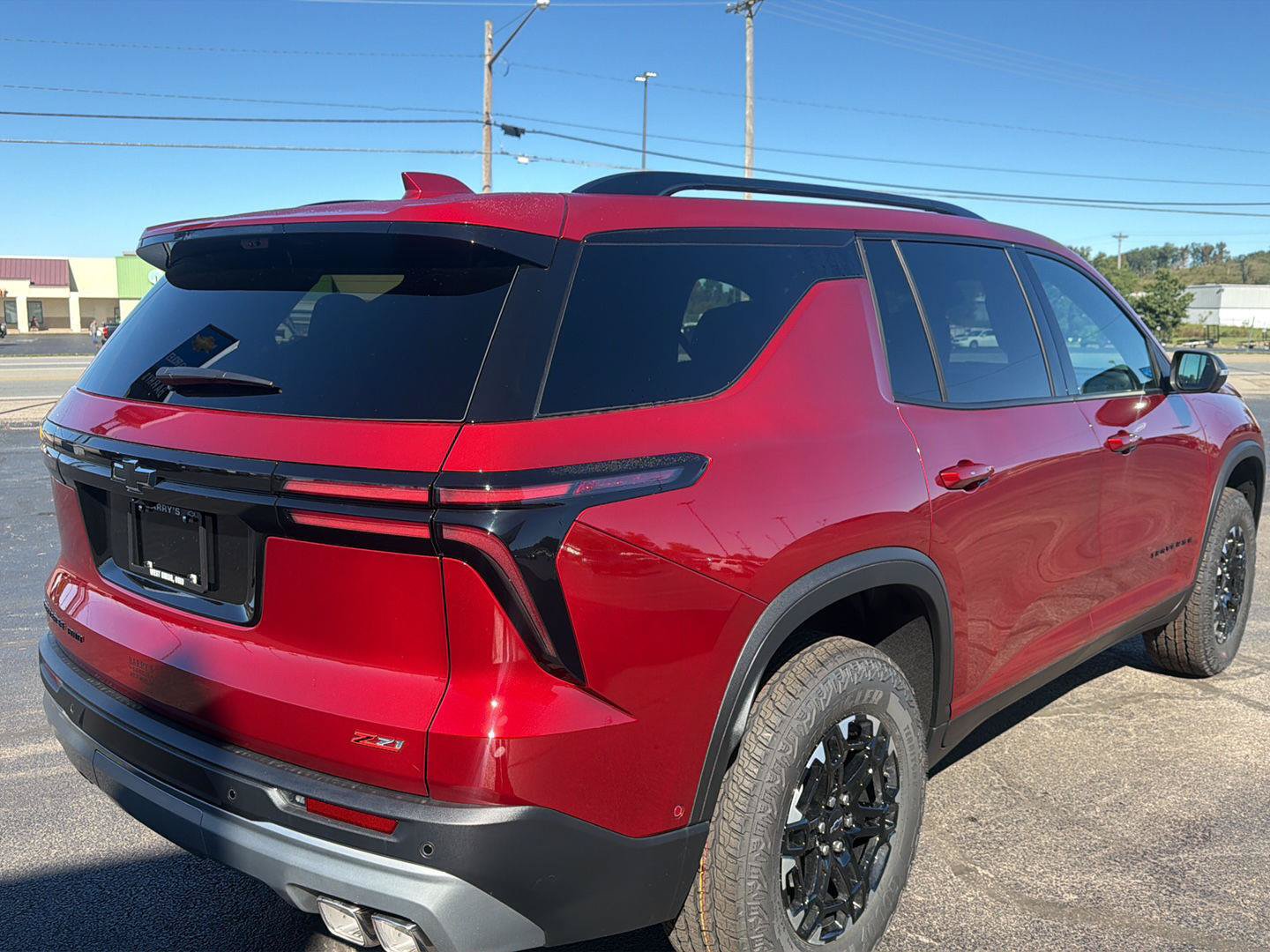 New 2027 Chevrolet Traverse Z71 w/ Enhanced Driving Package AWD/4WD image 4