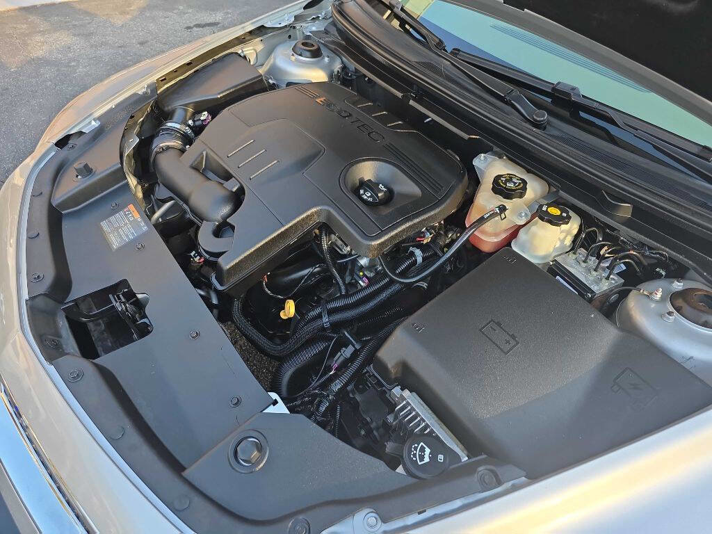 Used 2011 Chevrolet Malibu LS image 25