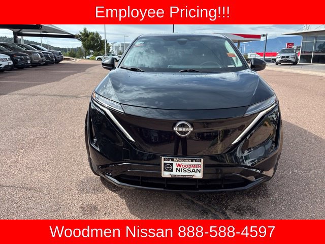 Used 2025 Nissan Ariya AWD image 2