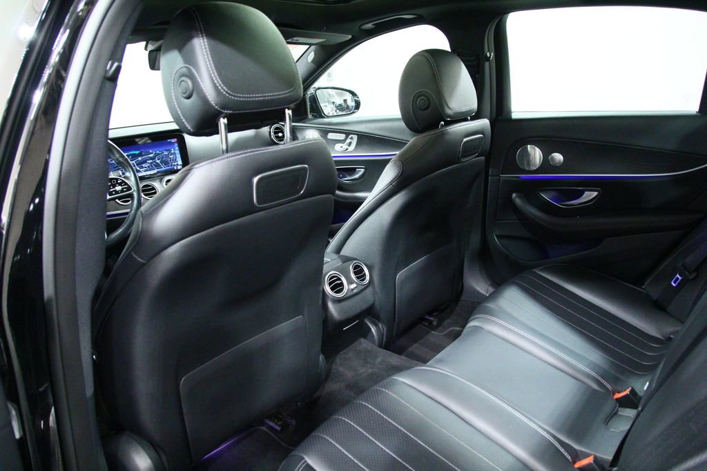 Used 2019 Mercedes-Benz E 300 4MATIC image 26