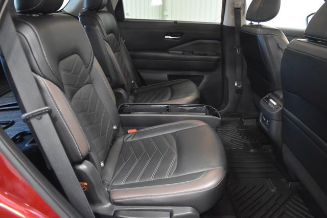 Used 2023 Nissan Pathfinder Platinum w/ Lighting Package (N93) image 51