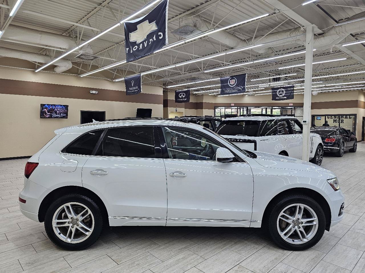 Used 2015 Audi Q5 TDI Premium Plus w/ Technology Package AWD/4WD image 5